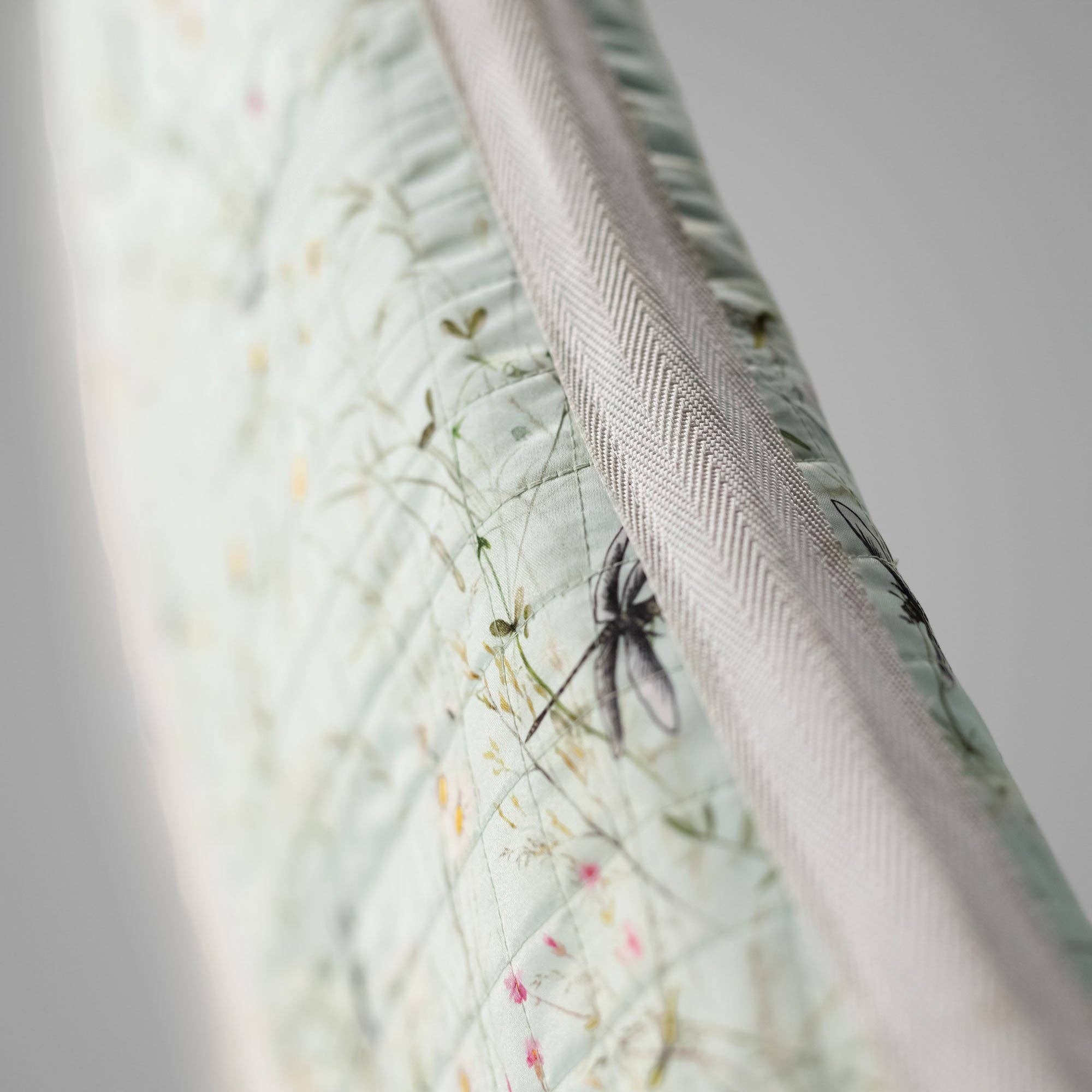 Dapplebay Dragonfly Meadow Western Saddle Pad-Green