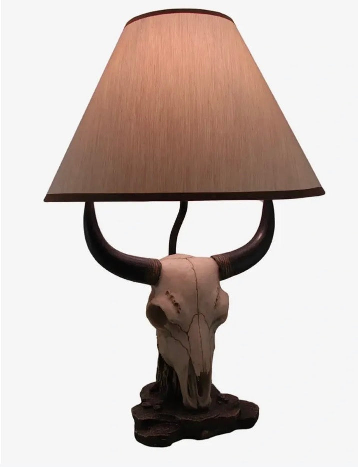 Western Skull Lamp