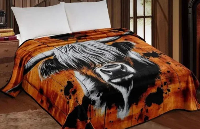 Queen Highland Cow Throw